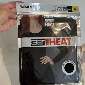 32 Degrees Women's Black Heat Long Sleeve Top